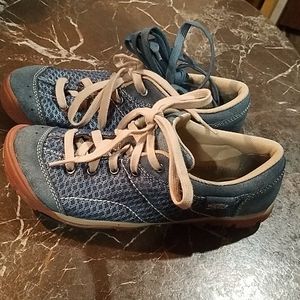 Women's Keen Mercer Shoes US 7.5 Blue
